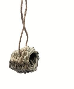 Alternative view of 1 unidad, Casa de anidación artesanal para colibríes – Ideal