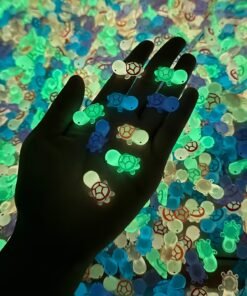 , Tortugas Marinas Pequeñas que Brillan en la Oscuridad, Estatuas