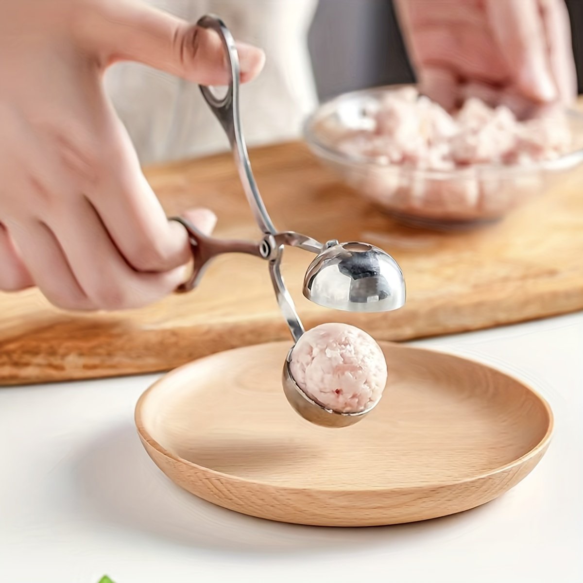 1 Molde para albóndigas de acero inoxidable, con mango largo - Antiadherente, ideal para la cocina del hogar y del restaurante, perfecto para albóndigas, croquetas de pescado, etc., herramienta de cocina para albóndigas | Diseño ergonómico | Utensilios de cocina duraderos