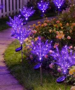 Un juego de luces LED solares de jardín con forma de lavanda