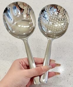 Alternative view of Juego de 2 cucharas de servir de acero inoxidable, aptas para uso comercial y doméstico, con un tamaño grande y función de orificio de drenaje, mango corto resistente al calor para suministros de restaurante