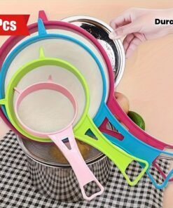 Juego de 4 coladores multifuncionales con asa - Filtro de cocina colorido, apto para té, zumo, leche de soja - Diseño duradero de plástico de grado alimenticio, asa ergonómica y malla fina - Utensilio de cocina que ahorra espacio, jarra filtradora de agua para encimera, infusor de té, diseño